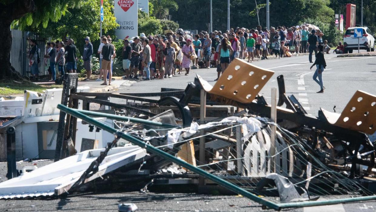 Australia’s Foreign Minister says the Australian Defence Force is “ready” to help Australians stranded on New Caledonia amid the exploding political unrest. Picture: Delphine Mayeur/ AFP