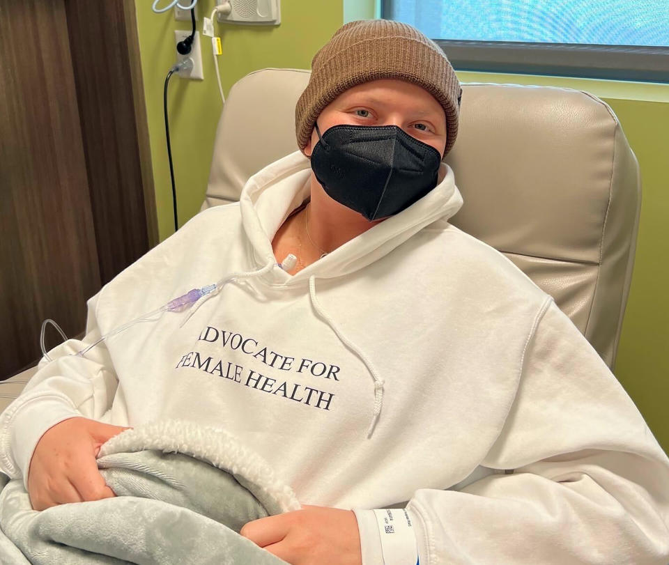 Jessie Sanders in the infusion center wearing her jacket to spread awareness on her last chemotherapy session. (Courtesy Jessie Sanders)