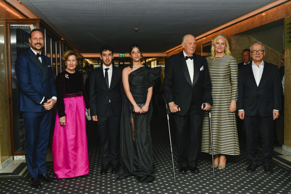 From left, Norway's Crown Prince Haakon, Queen Sonja, Ali Rahmani, Kiana Rahmani, King Harald, Crown Princess Mette Marit and Taghi Rahmani arrive for the Nobel banquet at the Grand Hotel in honor of the Nobel Peace Prize laureate in Oslo, Norway, Sunday Dec. 10, 2023. Narges Mohammadi was awarded the 2023 Nobel Peace Prize in October for her decades of activism despite numerous arrests by Iranian authorities and spending years behind bars. She is renowned for campaigning for women's rights and democracy in her country, as well as fighting against the death penalty. (Rodrigo Freitas/NTB via AP)