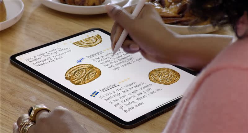 iPadOS 18新增計算機功能，和Smart Script智慧手稿功能。（圖／翻攝自開發者大會）