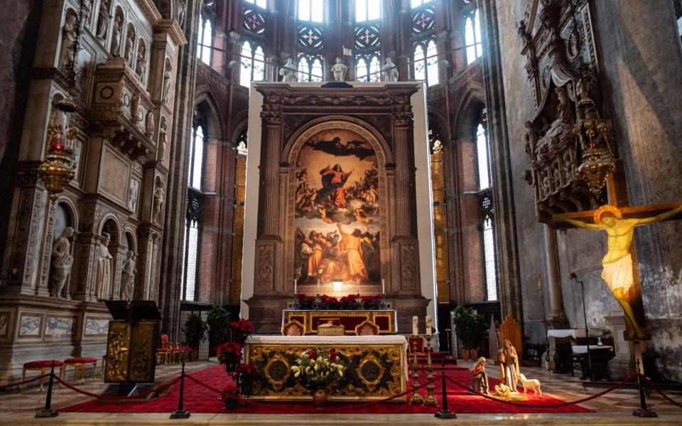 Κοίμηση της Θεοτόκου ή Frari Κοίμηση της Θεοτόκου από τον Τιτσιάνο το 1518 και ο βωμός στην εκκλησία της Santa Maria Gloriosa dei Frari