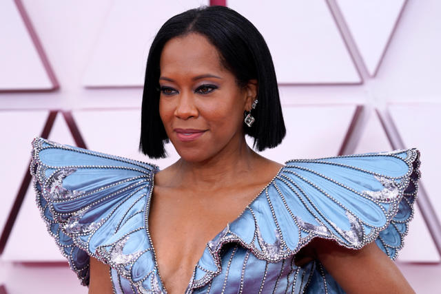 Oscars 2021: Regina King trips up as she presents award at 93rd Academy  Awards