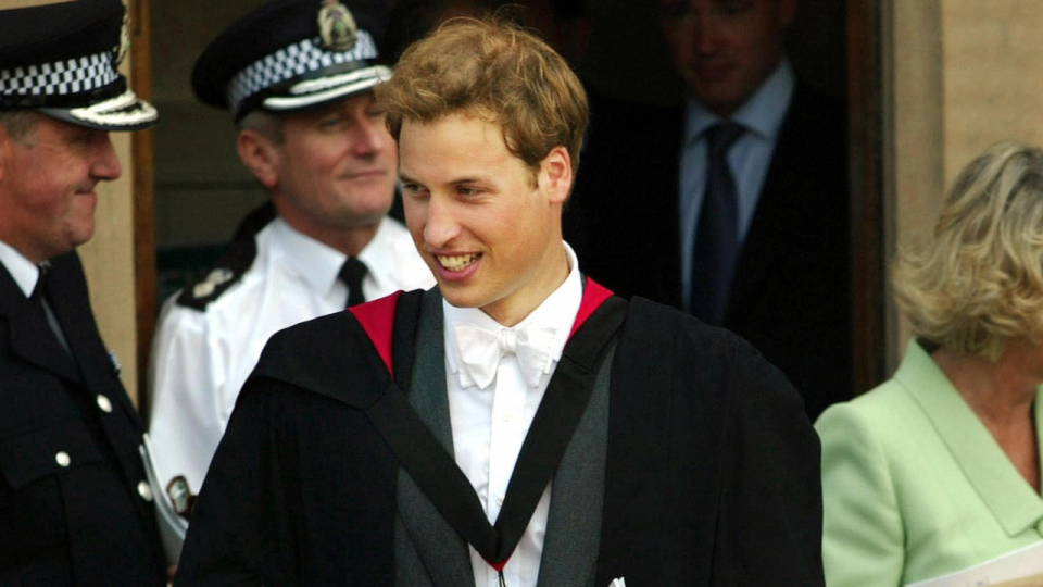 23. June 23, 2005: Prince William graduates from St. Andrews