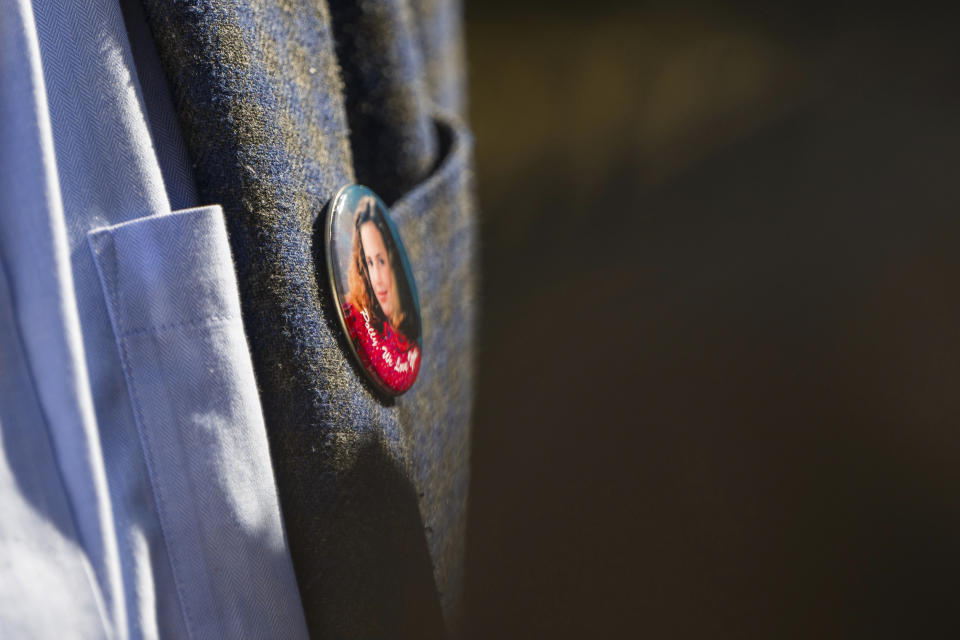 Marc Klaas, father of Polly Klaas, wears a pin of his daughter outside Santa Clara County Superior Court in San Jose, Calif., Friday, May 31, 2024. A judge declined to recall the capital sentence against Richard Allen Davis, who in 1993 kidnapped and killed 12-year-old Polly Klaas. (AP Photo/Nic Coury)