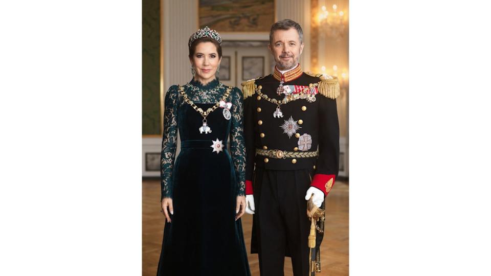 Queen Mary and King Frederik's gala portrait