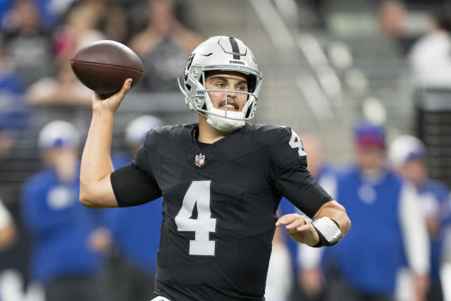 Raiders QB Aidan O'Connell impresses in second career NFL start - Yahoo Sports