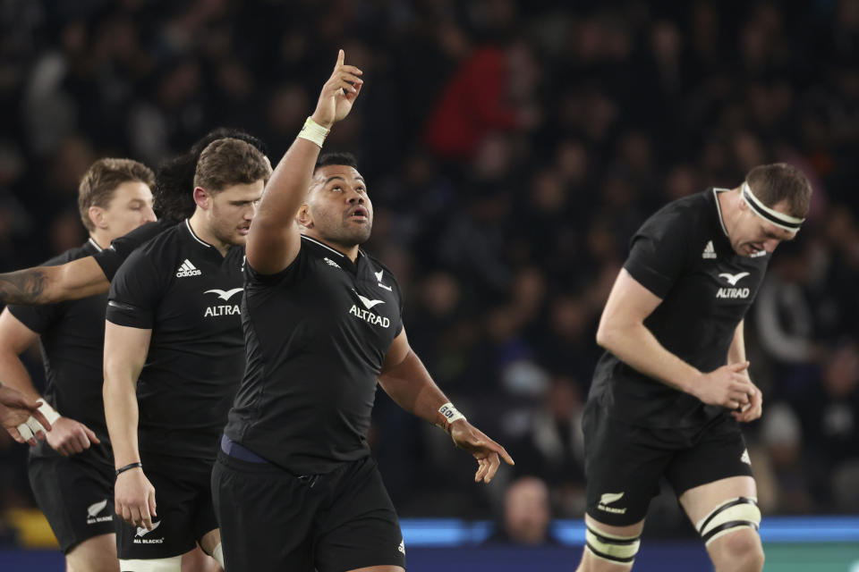 New Zealand's Samisoni Taukei'aho, center, celebrates scoring a try against Australia in their Bledisloe rugby test in Melbourne, Australia, Thursday, Sept 15, 2022. (AP Photo/Asanka Brendon Ratnayake)