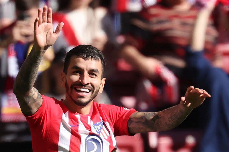 La alegría de Ángel Correa por su doblete en el 5-0 de Atlético de Madrid frente a Las Palmas en el estadio Metropolitano.