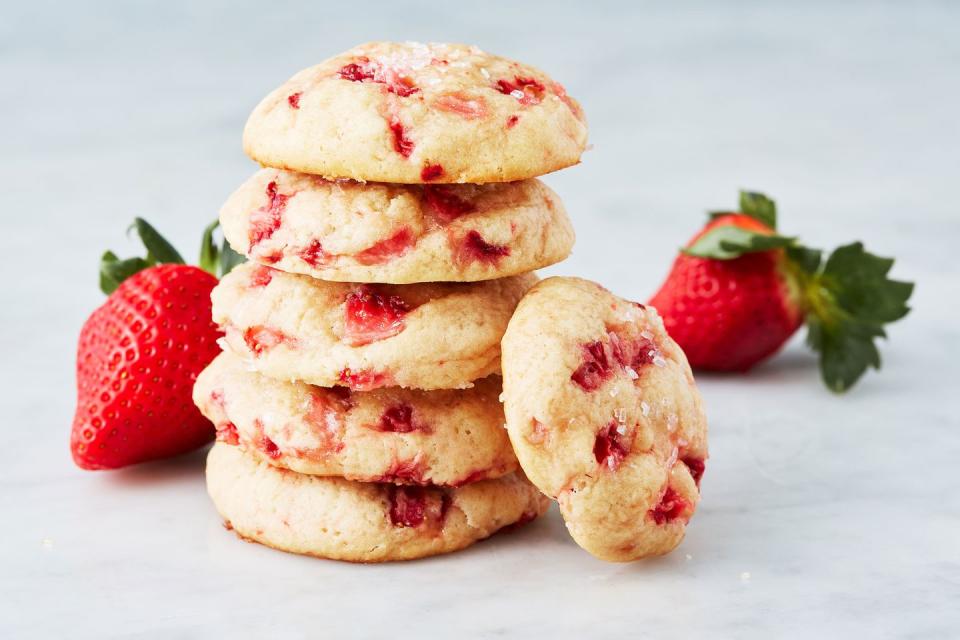 Strawberry Shortbread Cookies