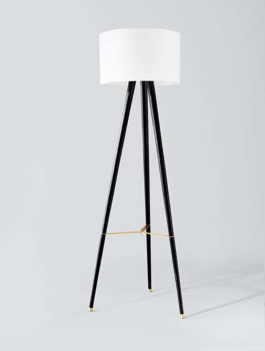 Tripod lamp