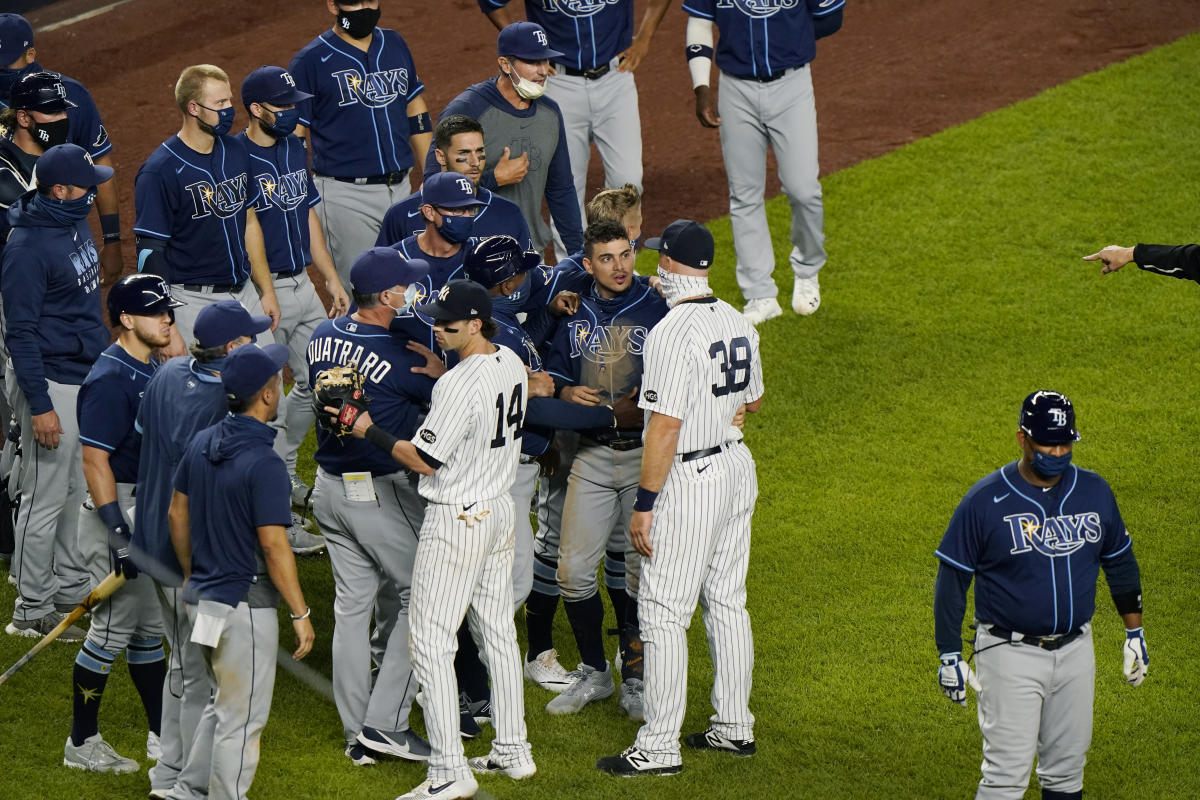 Yankees' Aroldis Chapman BRINGING HEAT against the Rays in ALDS Game 4 