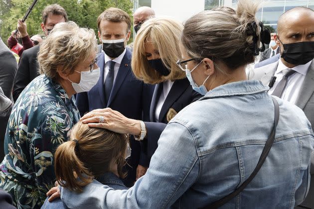 <p>Emmanuel et Brigitte Macron au Touquet dimanche.</p>