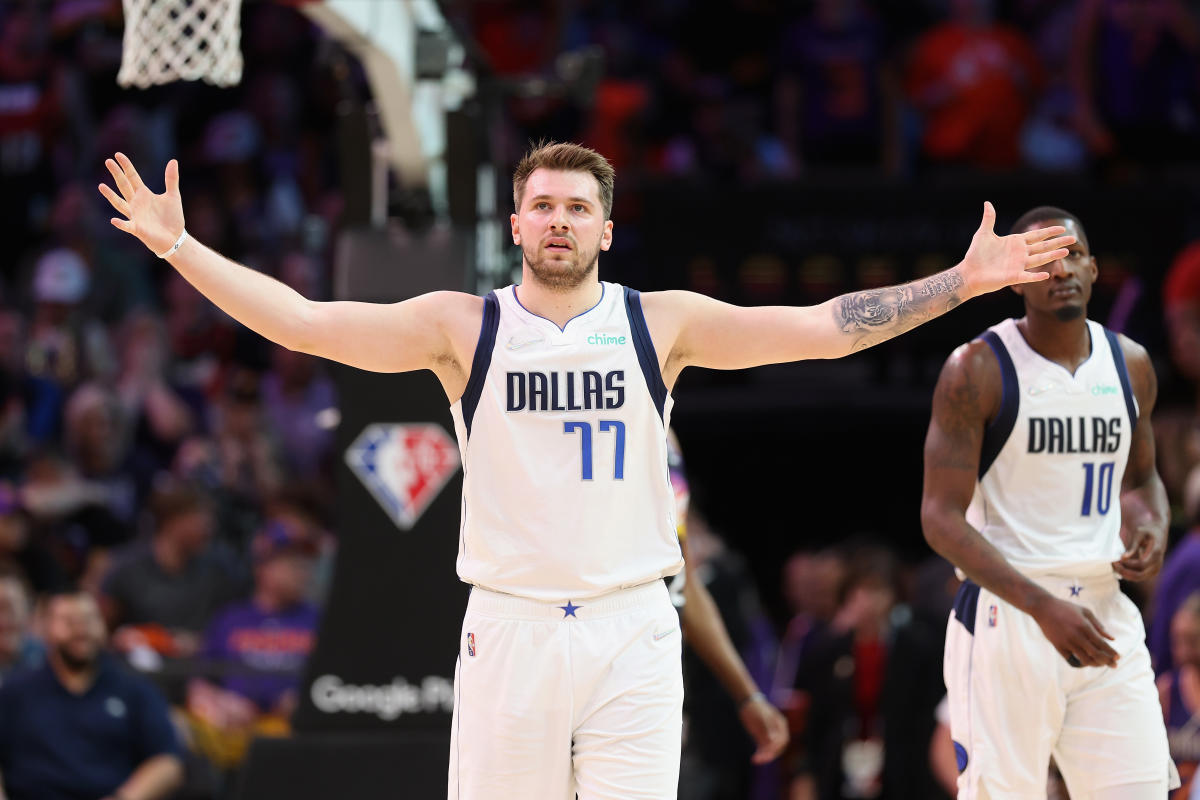 Luka Doncic confronts heckling fan in Game 2 loss