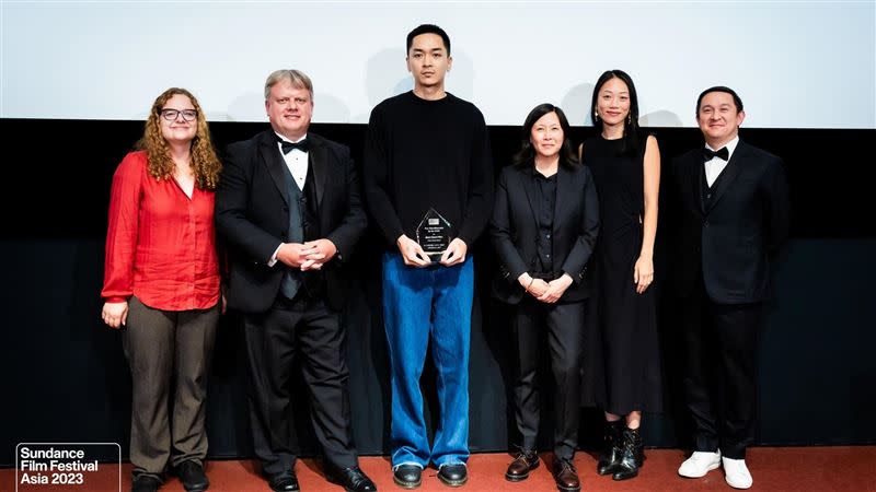 導演朱建安（中）2023年以《陀陀》一片獲得亞洲日舞影展短片競賽首獎。（圖／ G2Go Entertainment提供）