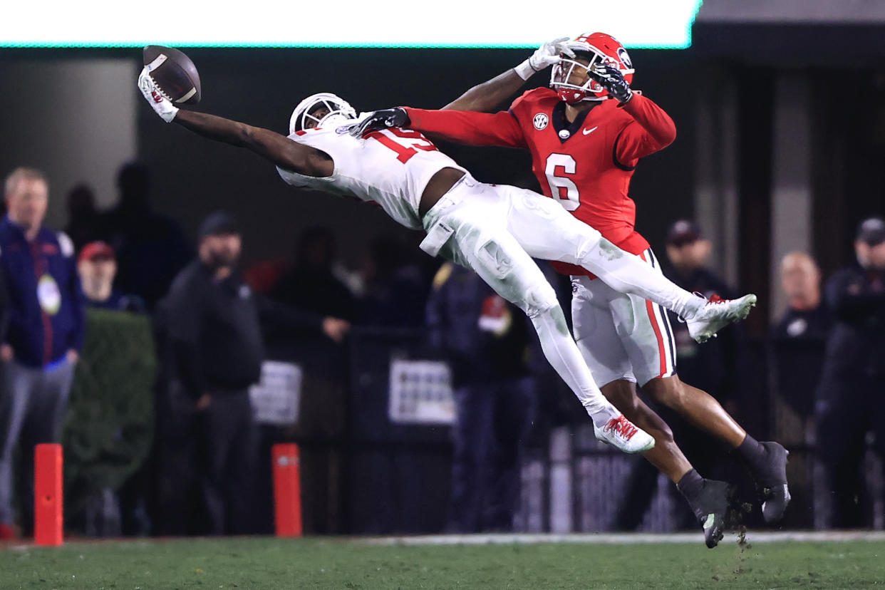 Ole Miss' Dayton Wade with an unreal catch. (David J. Griffin/Icon Sportswire via Getty Images)