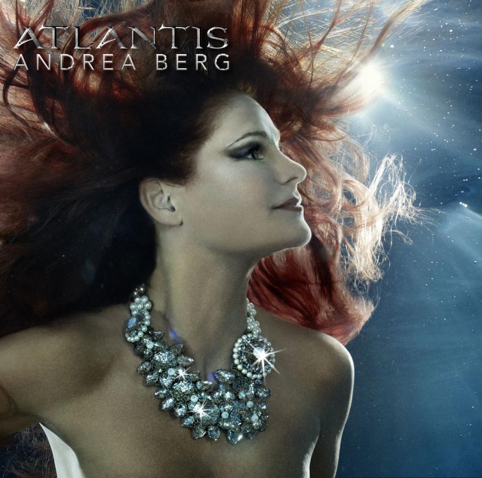 "Atlantis" erschien 2013 - mit einem Cover, mit dem man auch eine teure Antifaltencreme bewerben könnte. Gestört hat das nicht. Das Doppelalbum gehört zu den erfolgreichsten Schlageralben aller Zeiten. (Bild: Sony Music Entertainment Germany)