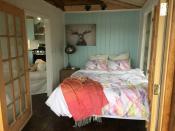 <p>The cottage has two bedrooms and can sleep seven.<br>(Airbnb) </p>