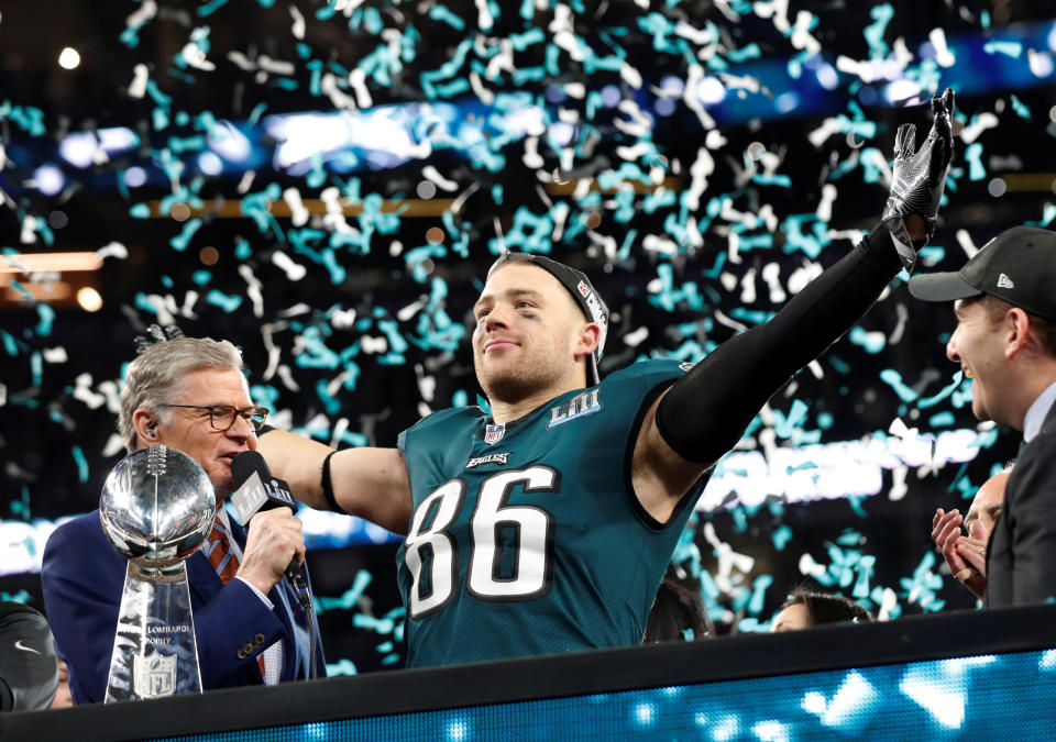<p>Philadelphia Eagles’ Zach Ertz celebrates next to the Vince Lombardi Trophy after winning Super Bowl LII REUTERS/Kevin Lamarque </p>