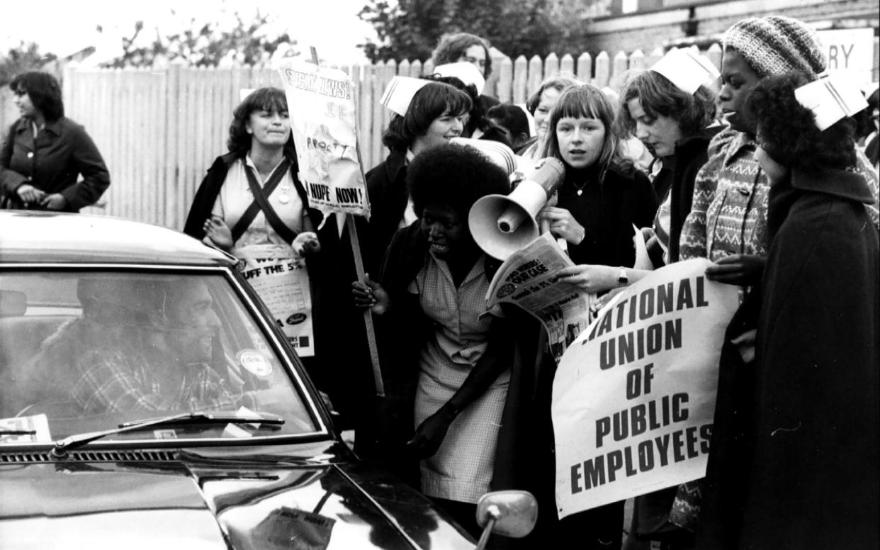 Union strikes in 1978 - Channel 5