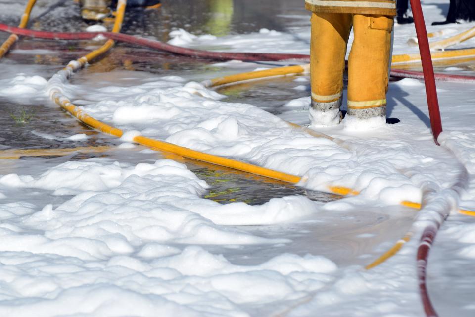 Firefighting foam used for decades by the U.S. military, and still allowed for use today, is now known to contain dangerous “forever chemicals” that have leached into groundwater and municipal water systems across the U.S.