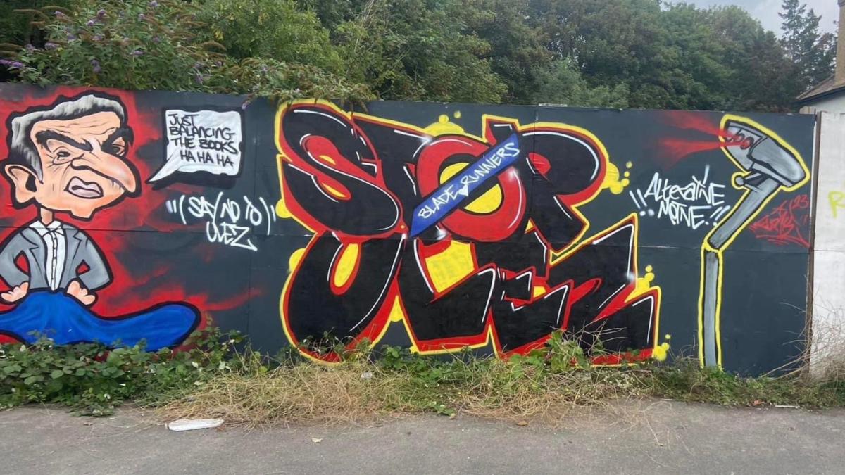 Now Ulez 'blade runners' start targeting camera vans - as they are  graffitied, - LBC