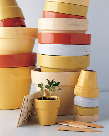 12 Ways to Personalize Terra Cotta Pots