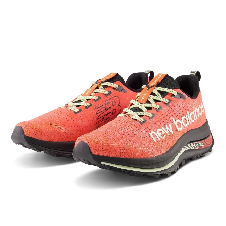 <p><a href="https://go.redirectingat.com?id=74968X1596630&url=https%3A%2F%2Fwww.zappos.com%2Fp%2Fnew-balance-fuelcell-supercomp-trail-neon-dragonfly-black%2Fproduct%2F9886760&sref=https%3A%2F%2F" rel="nofollow noopener" target="_blank" data-ylk="slk:Shop Now;elm:context_link;itc:0;sec:content-canvas" class="link ">Shop Now</a></p><p>FuelCell SuperComp Trail</p><p>zappos.com</p><p>$100.00</p>