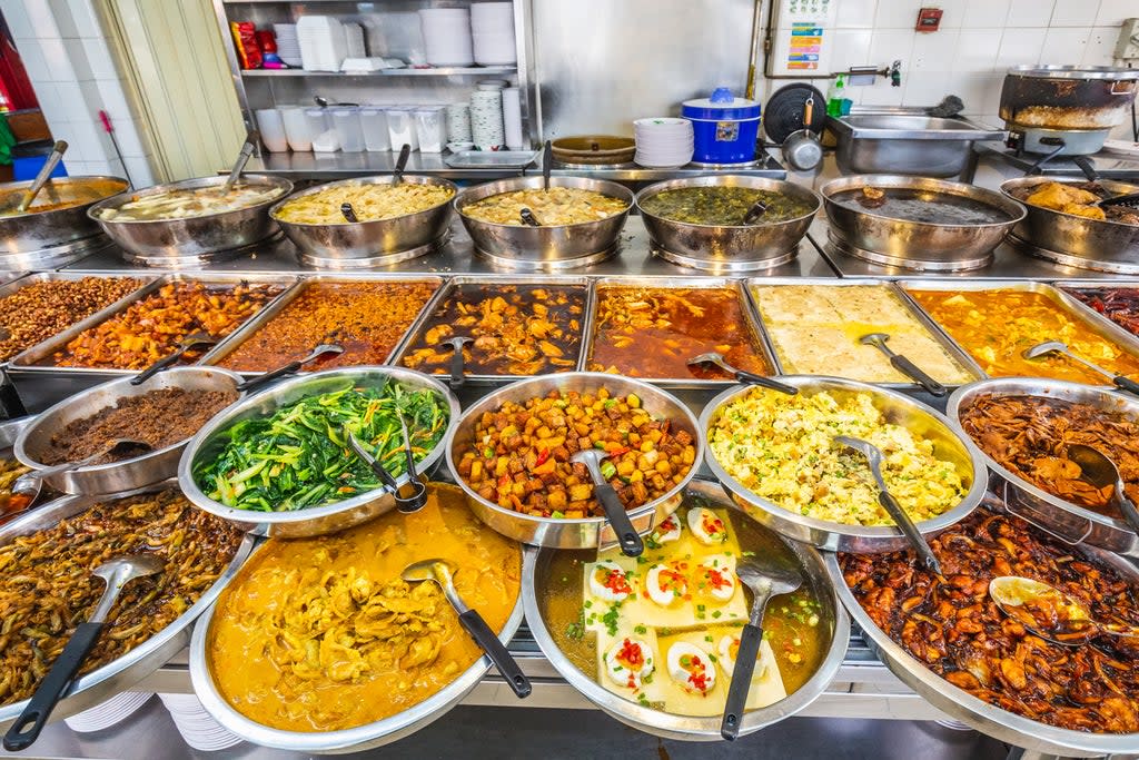 A hawker market stall at Newton Food Center, Singapore (Getty Images/iStockphoto)