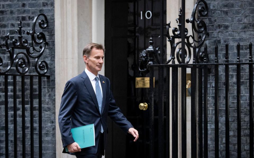 Chancellor of the Exchequer Jeremy Hunt departs Downing Street with his Autumn Statement for parliament in London, Britain, 17 November 2022 - TOLGA AKMEN/EPA-EFE/Shutterstock/Shutterstock