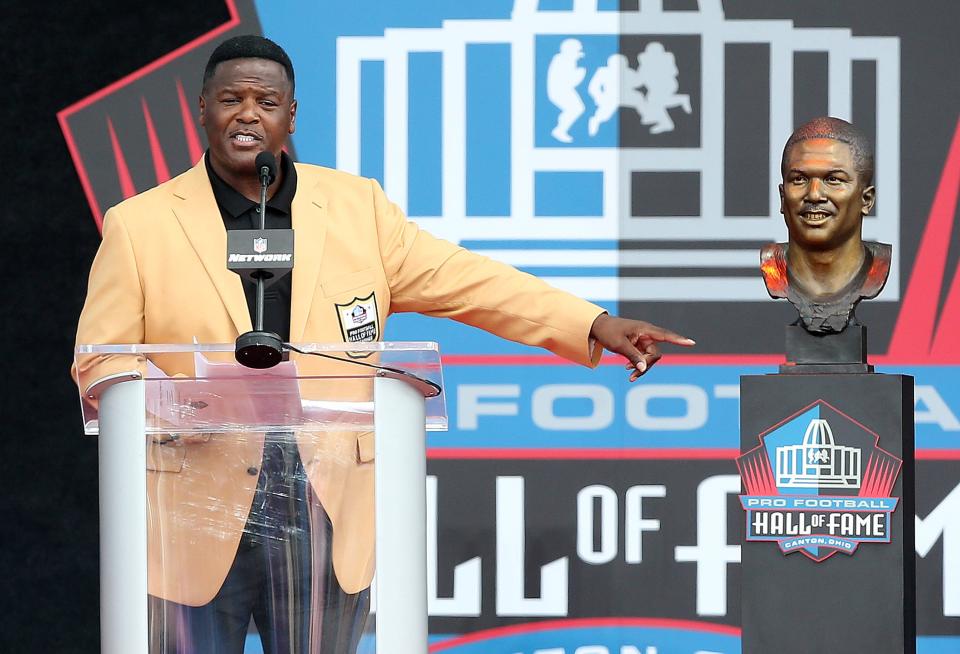 Leroy Butler delivers his speech during the Pro Football Hall of Fame induction ceremony held at Tom Benson Hall of Fame Stadium in Canton Ohio, Saturday, August 6, 2022. 