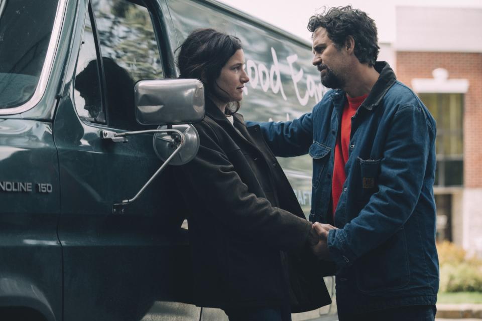 Kathryn Hahn and Mark Ruffalo in a scene from "I Know This Much Is True."
