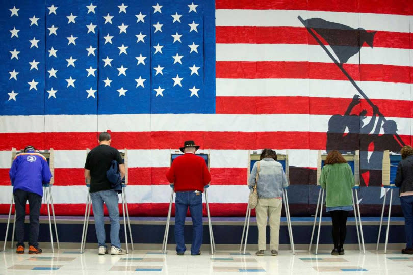 美國大選若陷入混亂，美國海外實力將遭到削弱。（圖／Reuters）