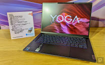 <p>Lenovo Yoga Pro 7i</p> 