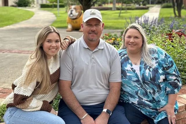 Texas Lutheran University Ashley Adams with parents Greg and Robyn