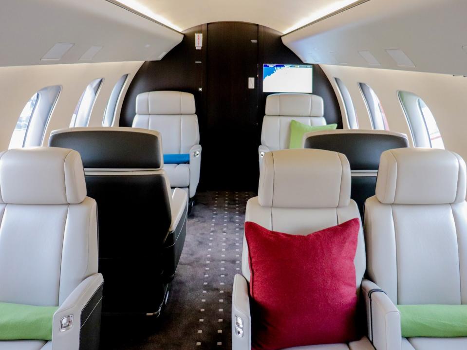 VistaJet Bombardier Global 7500 — Dubai Airshow 2021