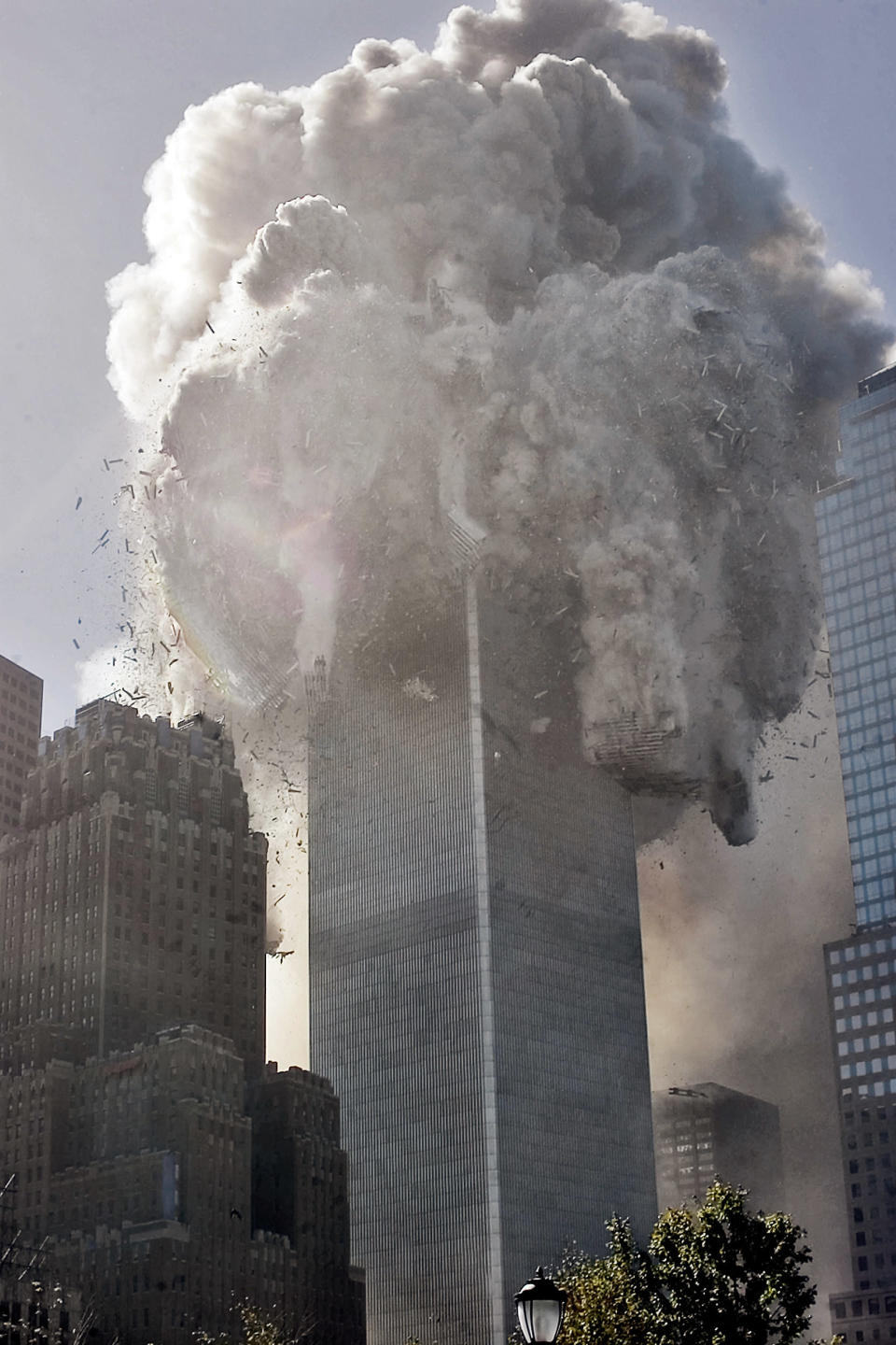 The north tower of New York's World Trade Center collapses after being struck by hijacked American Airlines Flt. 11, Tuesday, Sept. 11, 2001. <br><br>(AP Photo Richard Drew)<br><a href="http://www.life.com/gallery/59971/911-the-25-most-powerful-photos#index/0" rel="nofollow noopener" target="_blank" data-ylk="slk:;elm:context_link;itc:0;sec:content-canvas" class="link "><br></a>