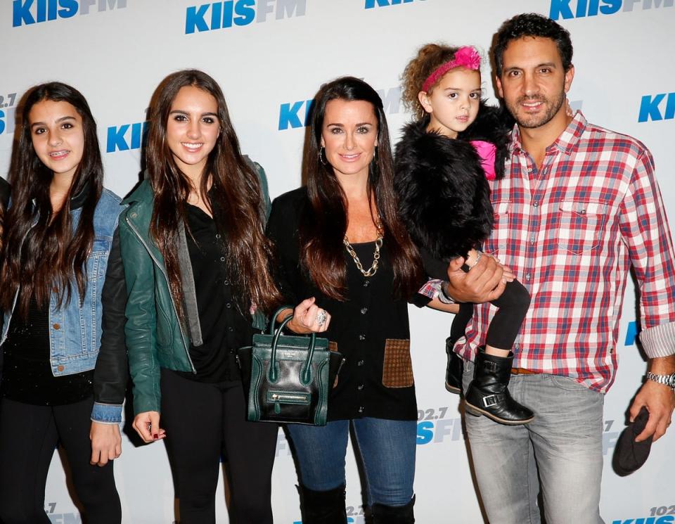 (L-R) Sophia Umansky, Alexia Umansky, Kyle Richards, Portia Umansky and Mauricio Umansky attend KIIS FM's 2012 Jingle Ball at Nokia Theatre L.A. Live on December 3, 2012 (Getty Images)