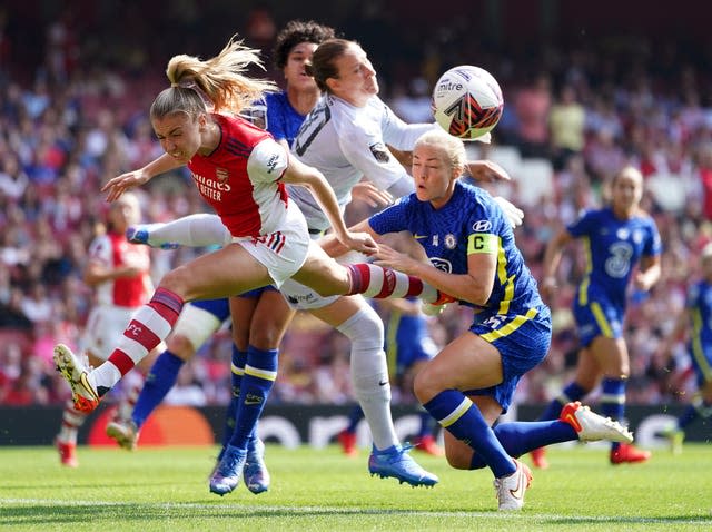 Arsenal v Chelsea in the WSL opener