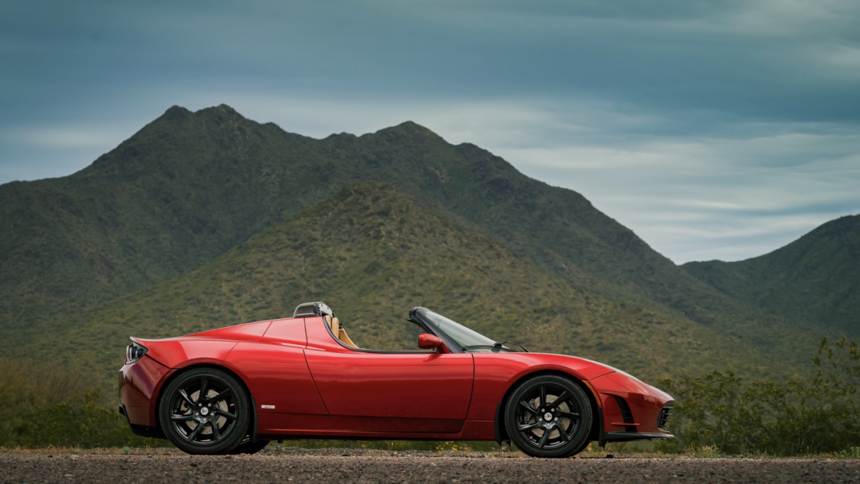 2011 tesla roadster