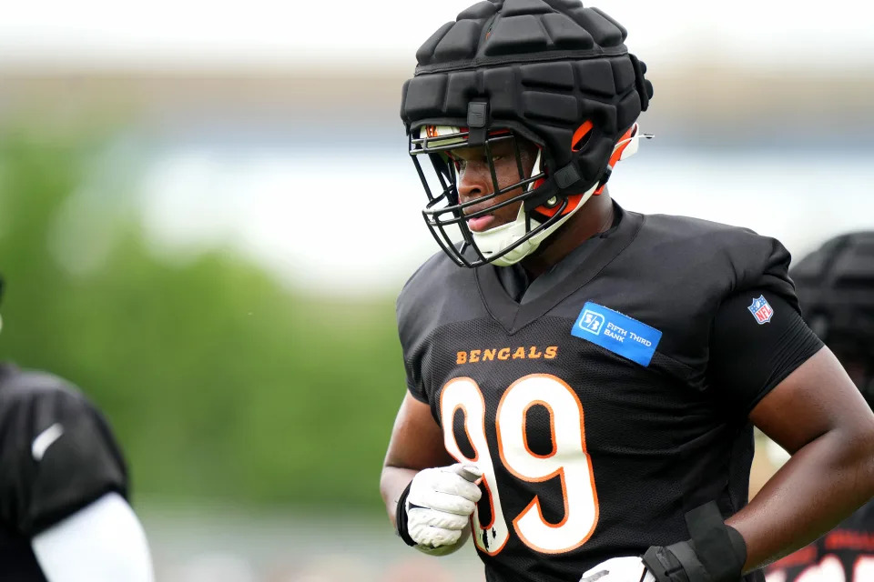 Behind the scenes, Cincinnati Bengals defensive end Myles Murphy is working on new techniques that can help him make an impact as a pass rusher.