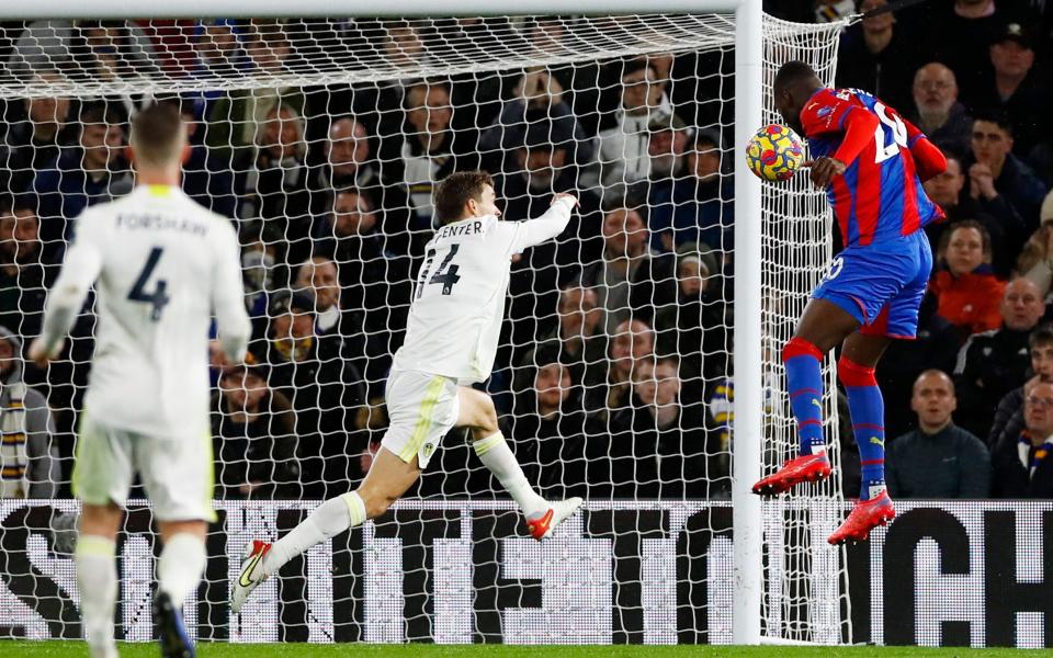 Crystal Palace's Christian Benteke heads at goal - Action Images via Reuters/Jason Cairnduff 