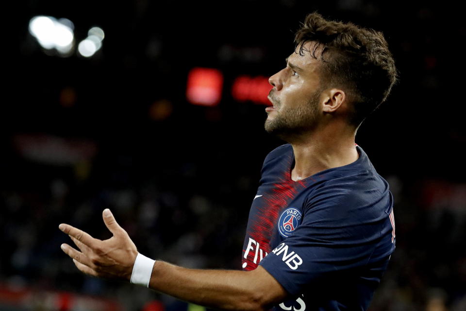 <span>Qu’il est difficile de préjuger d’une (non) performance d’un joueur lorsqu’il s’agit de son tout premier match avec sa nouvelle équipe. Pourtant, vendredi soir, Juan Bernat a malgré lui attiré l’attention pour sa première apparition, titularisation et déception sous la tunique parisienne.</span>