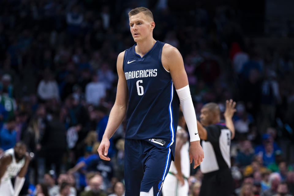 He was all set to play on Wednesday, but Mavericks center Kristaps Porzingis suddenly felt pain return to his knee during warmups.