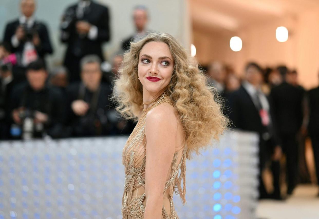 us actress amanda seyfried arrives for the 2023 met gala at the metropolitan museum of art on may 1, 2023, in new york the gala raises money for the metropolitan museum of arts costume institute the galas 2023 theme is karl lagerfeld a line of beauty photo by angela weiss afp photo by angela weissafp via getty images