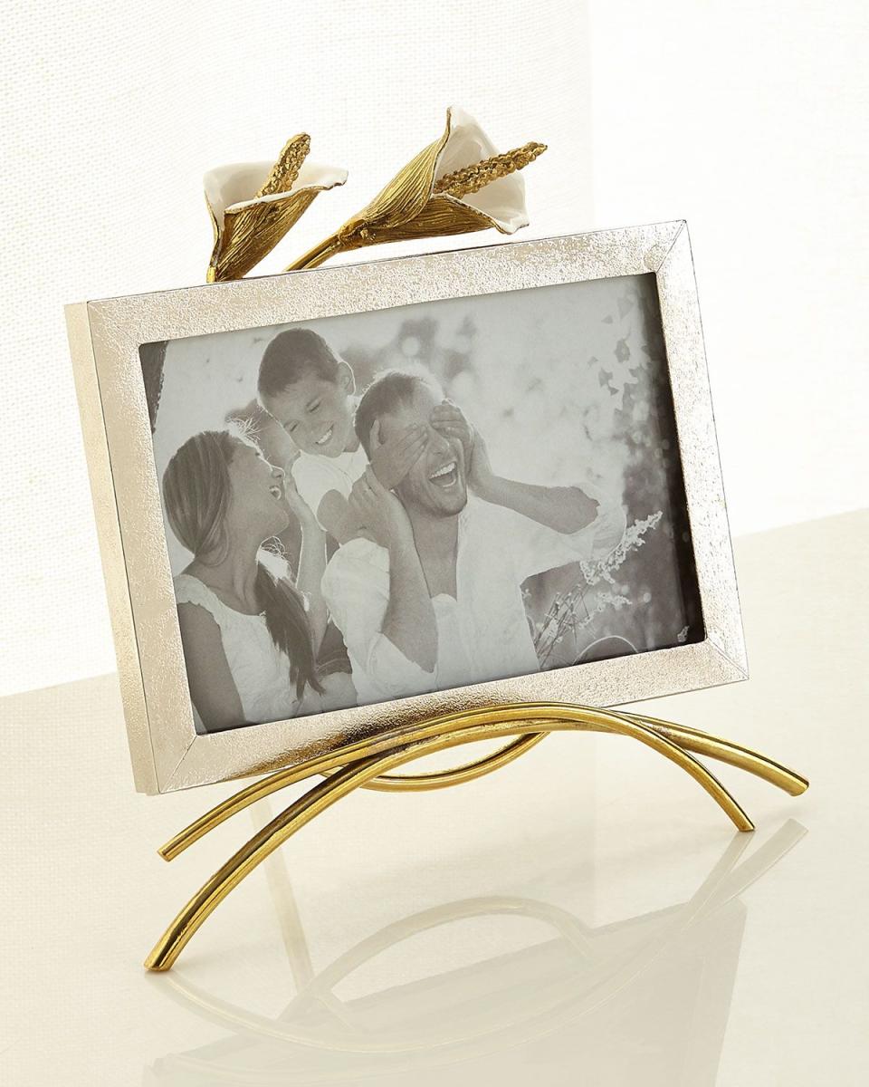 6) Calla Lily Easel Picture Frame