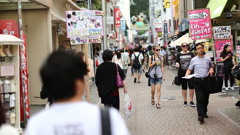 一位網友發文詢問「其實身邊去日本自助旅行的人不多？」（示意圖／翻攝自Pixabay）