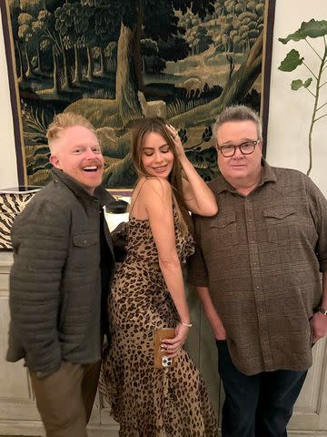 <p>Jesse Tyler/Instagram</p> Sofía Vergara hosts a 'Modern Family' reunion