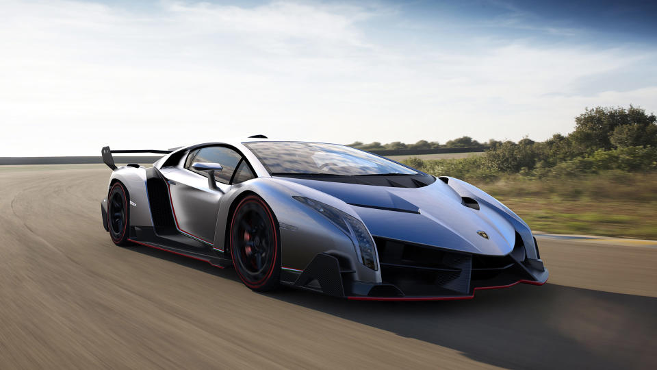 <em>Lamborghini Veneno</em>