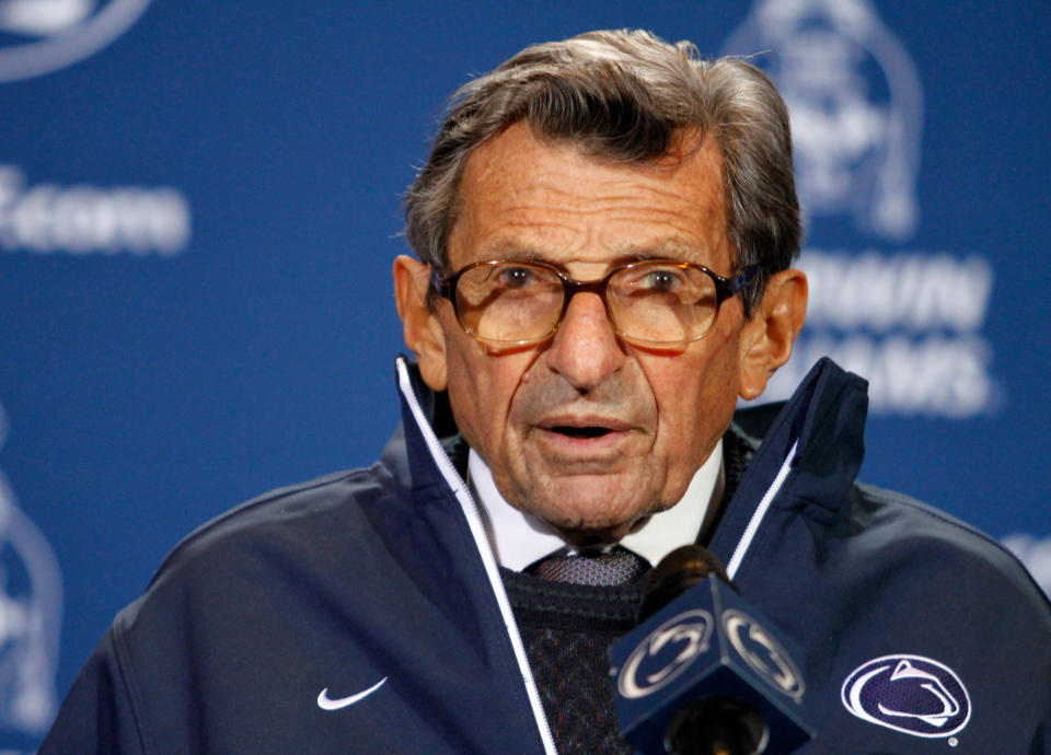 JANUARY: American college football coach Joe Paterno, 85 (1926 – 2012). (Photo by Justin K. Aller/Getty Images)