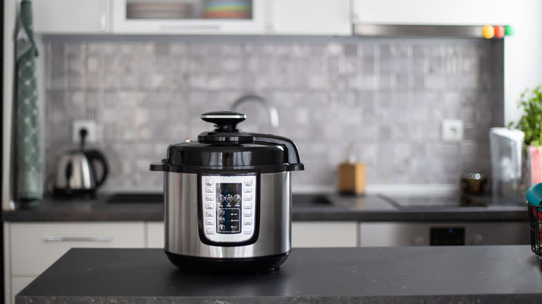 crockpot on kitchen counter